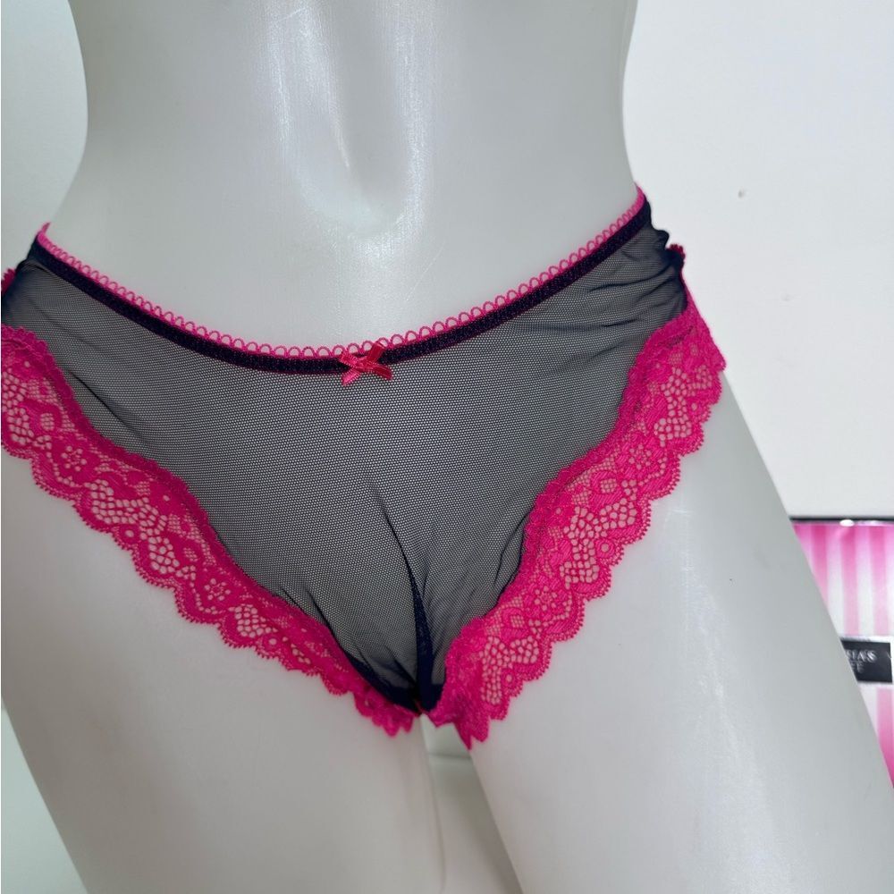 🔥Victoria's Secret Black and Pink Lace Panties thong Sz L NWT